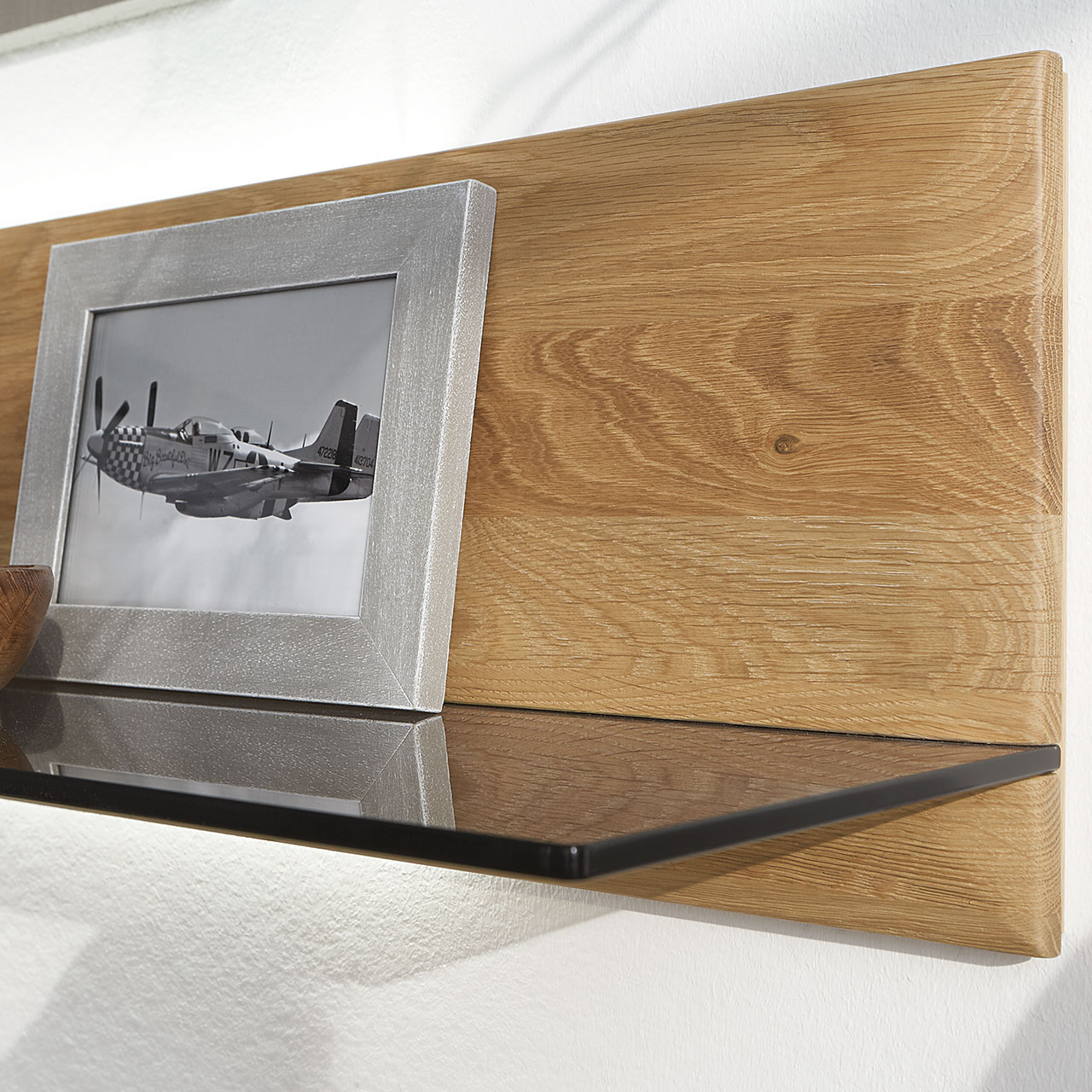Aurum-L-Board Aurum Wandboard mit Glasablage.