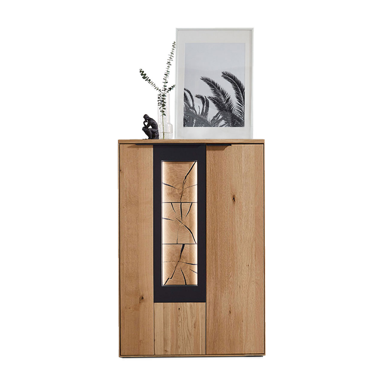 Modernes Highboard aus Wildeiche mit linkem abgesetzten Akzent mit carbonfarbigen Metallrahmen und Hirnholz.
