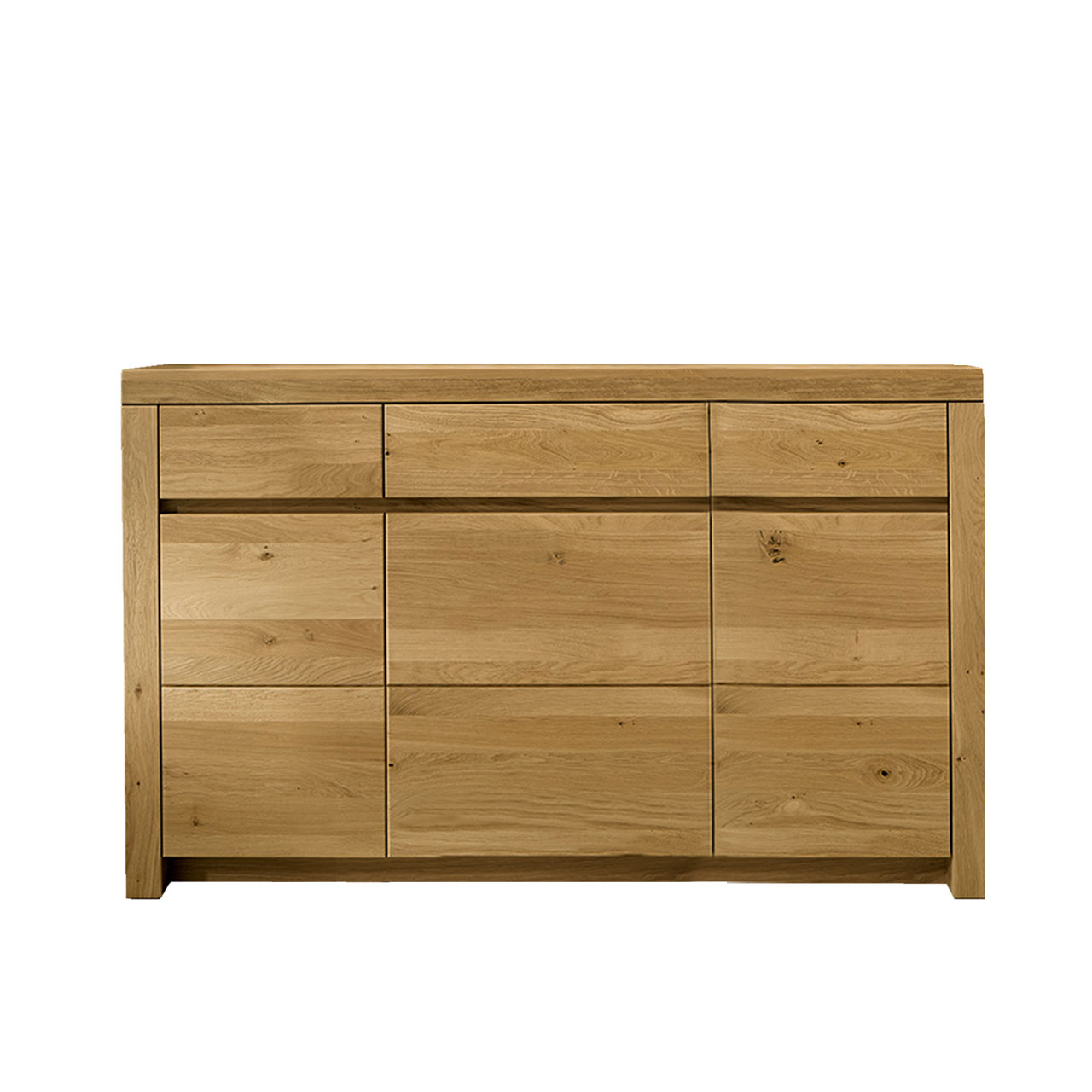Soleo-3000-Sideboard-2550-freisteller-Wildeiche Sideboard in massiver Wildeiche Type 2550 mit drei Schubkästen und drei Türen, hinter Tür sind 3 Holzböden inklusive.